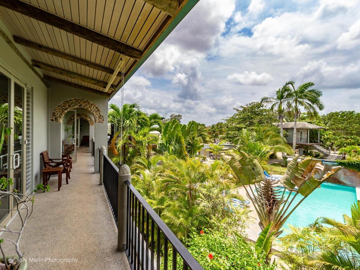 Almond Tree Hotel Resort Corozal Exterior foto