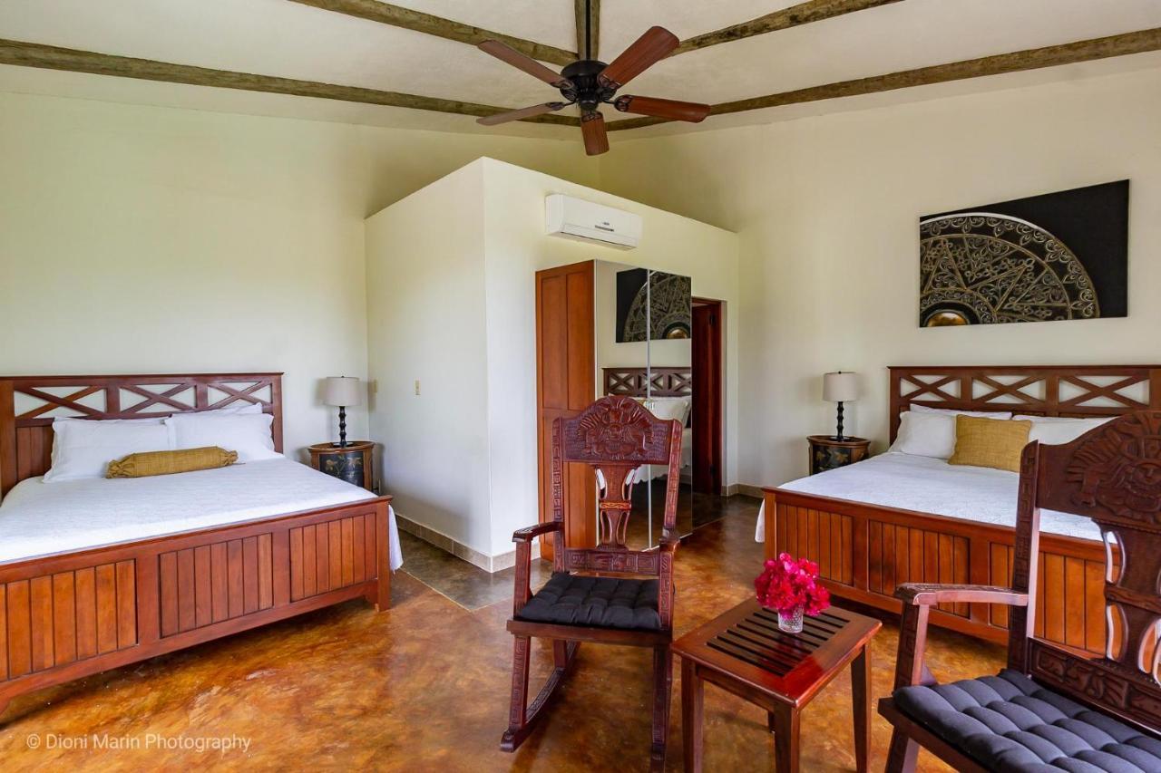 Almond Tree Hotel Resort Corozal Exterior foto