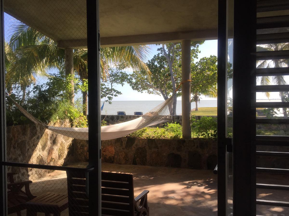 Almond Tree Hotel Resort Corozal Exterior foto