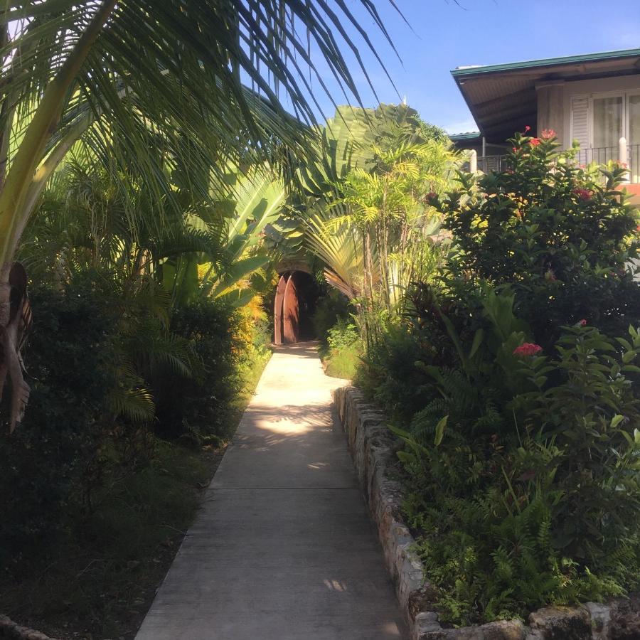 Almond Tree Hotel Resort Corozal Exterior foto