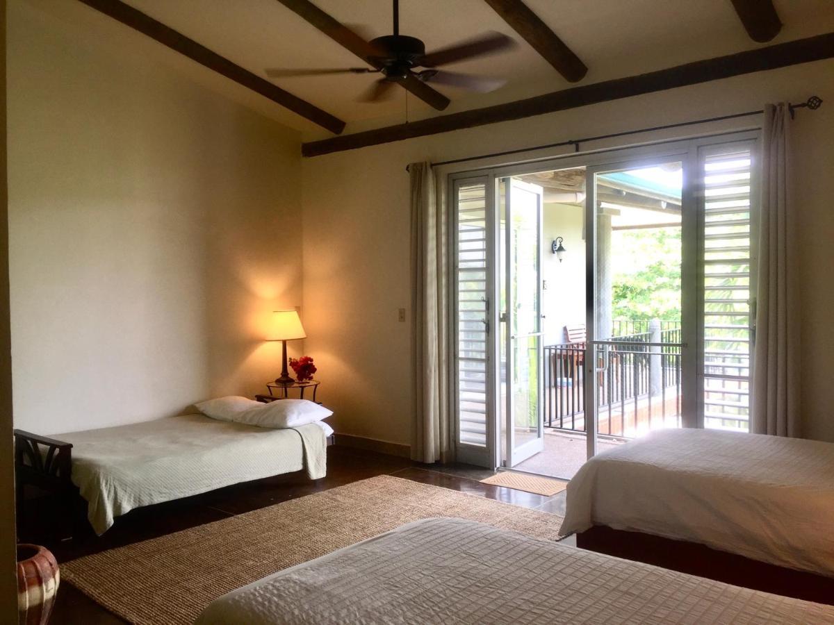 Almond Tree Hotel Resort Corozal Exterior foto